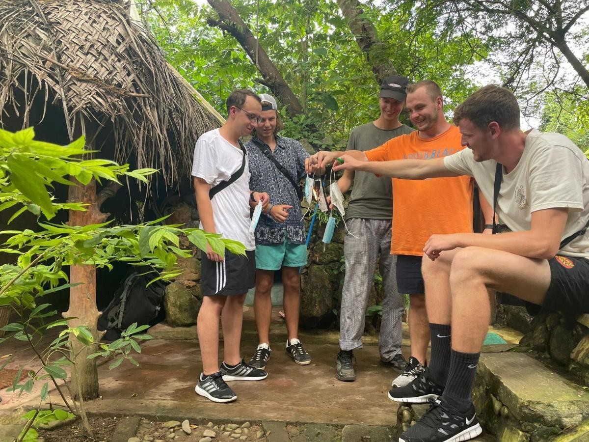 Chill Nasa Hostel Bentota Ngoại thất bức ảnh