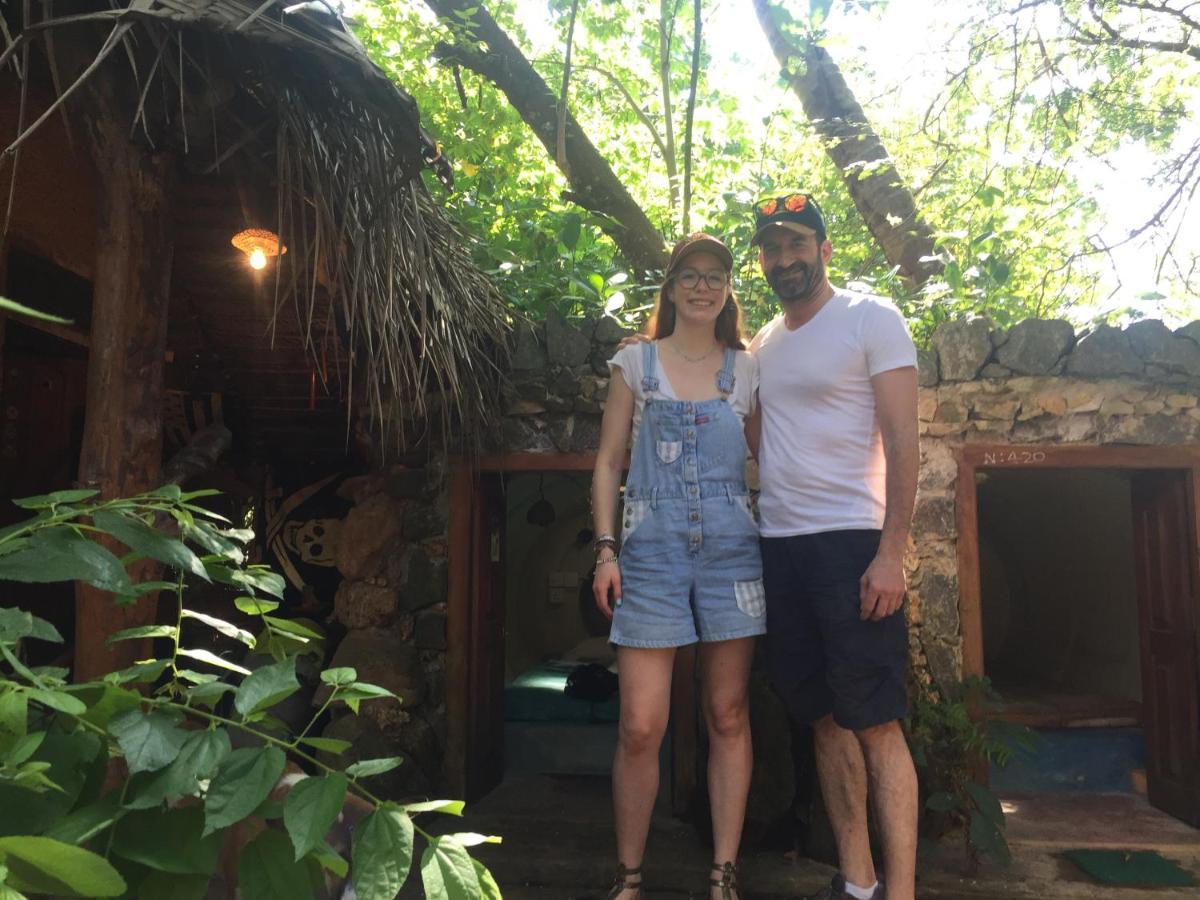 Chill Nasa Hostel Bentota Ngoại thất bức ảnh