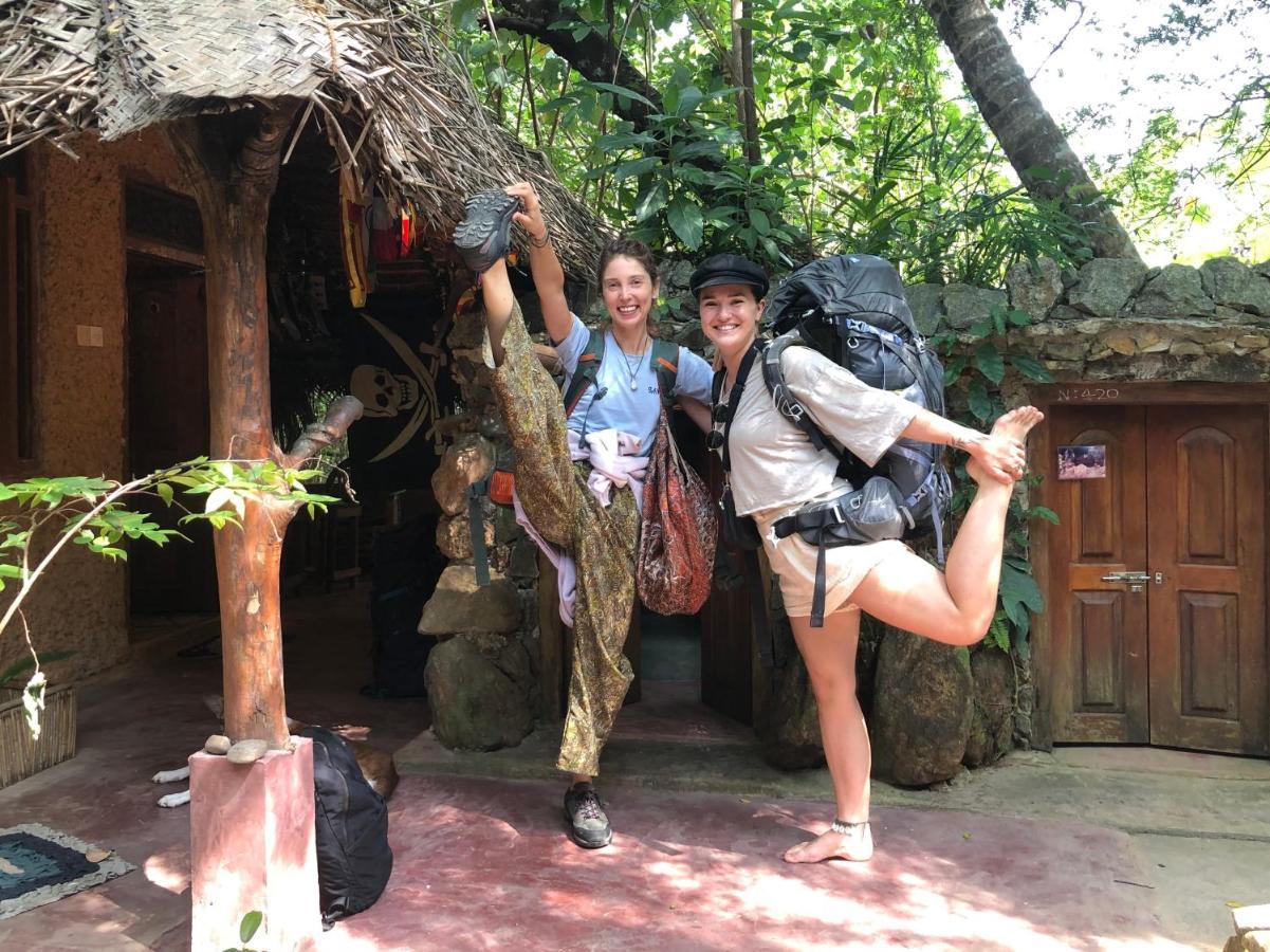 Chill Nasa Hostel Bentota Ngoại thất bức ảnh