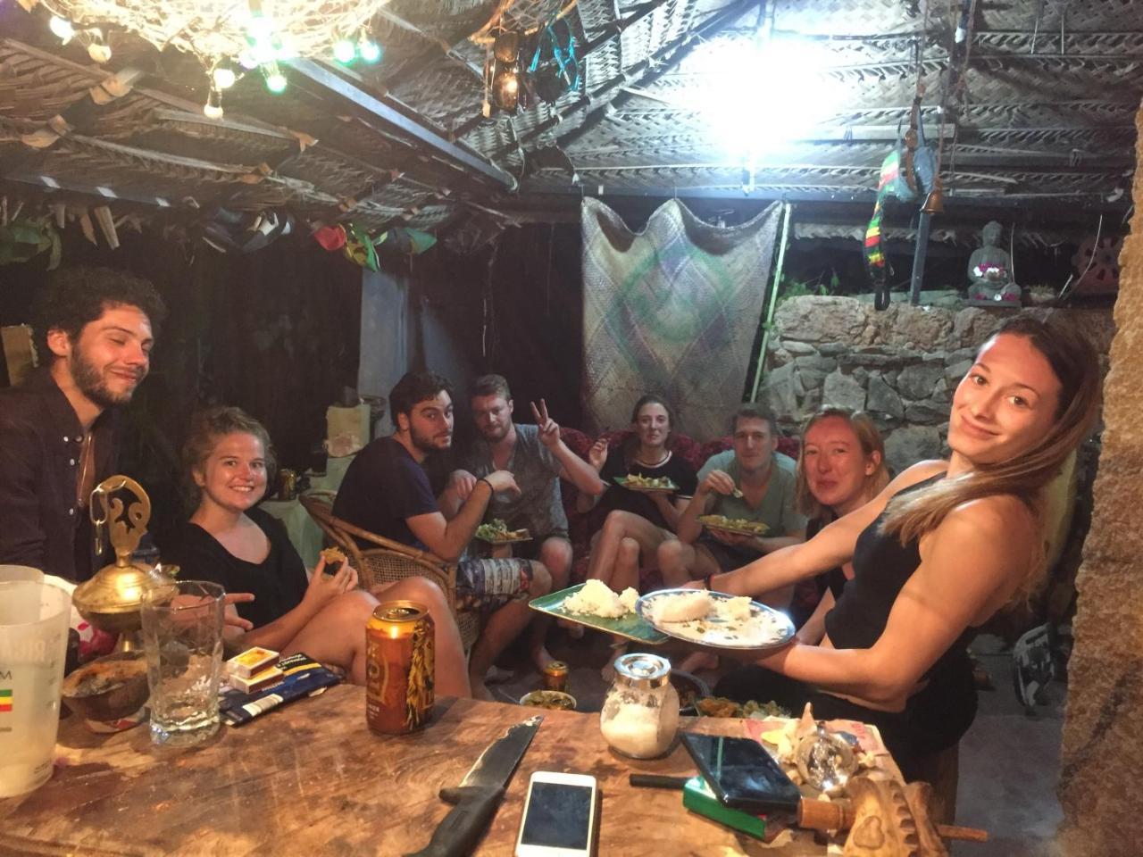 Chill Nasa Hostel Bentota Ngoại thất bức ảnh